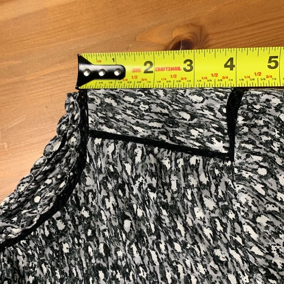 Talbots Opaque Lightweight Long Sleeve Tunic w Front Buttons - Picture 5 of 8